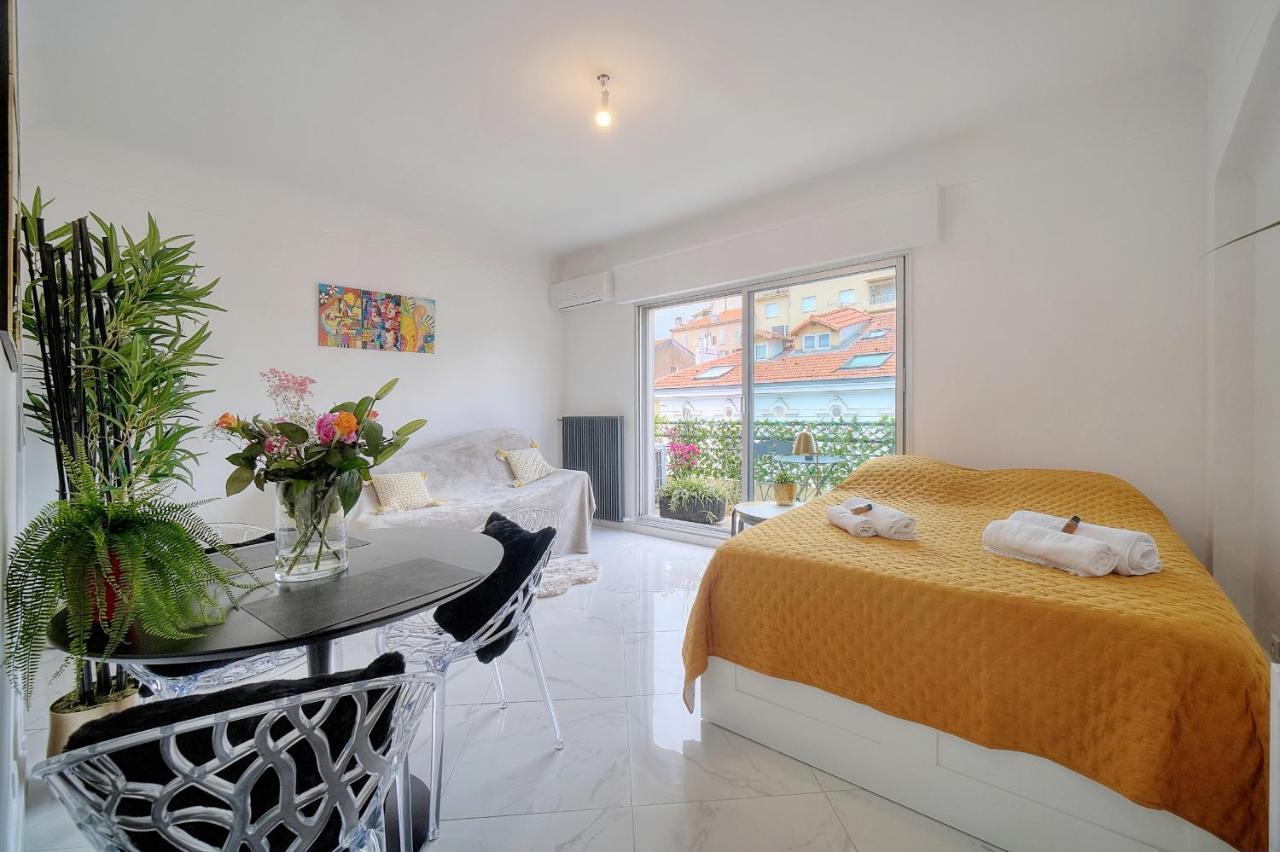 Studio Lumineux 200 M Des Plages A0B192 Cannes Eksteriør bilde